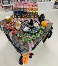 Load image into Gallery viewer, Halloween
