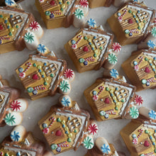 Load image into Gallery viewer, Christmas Bath Bombs
